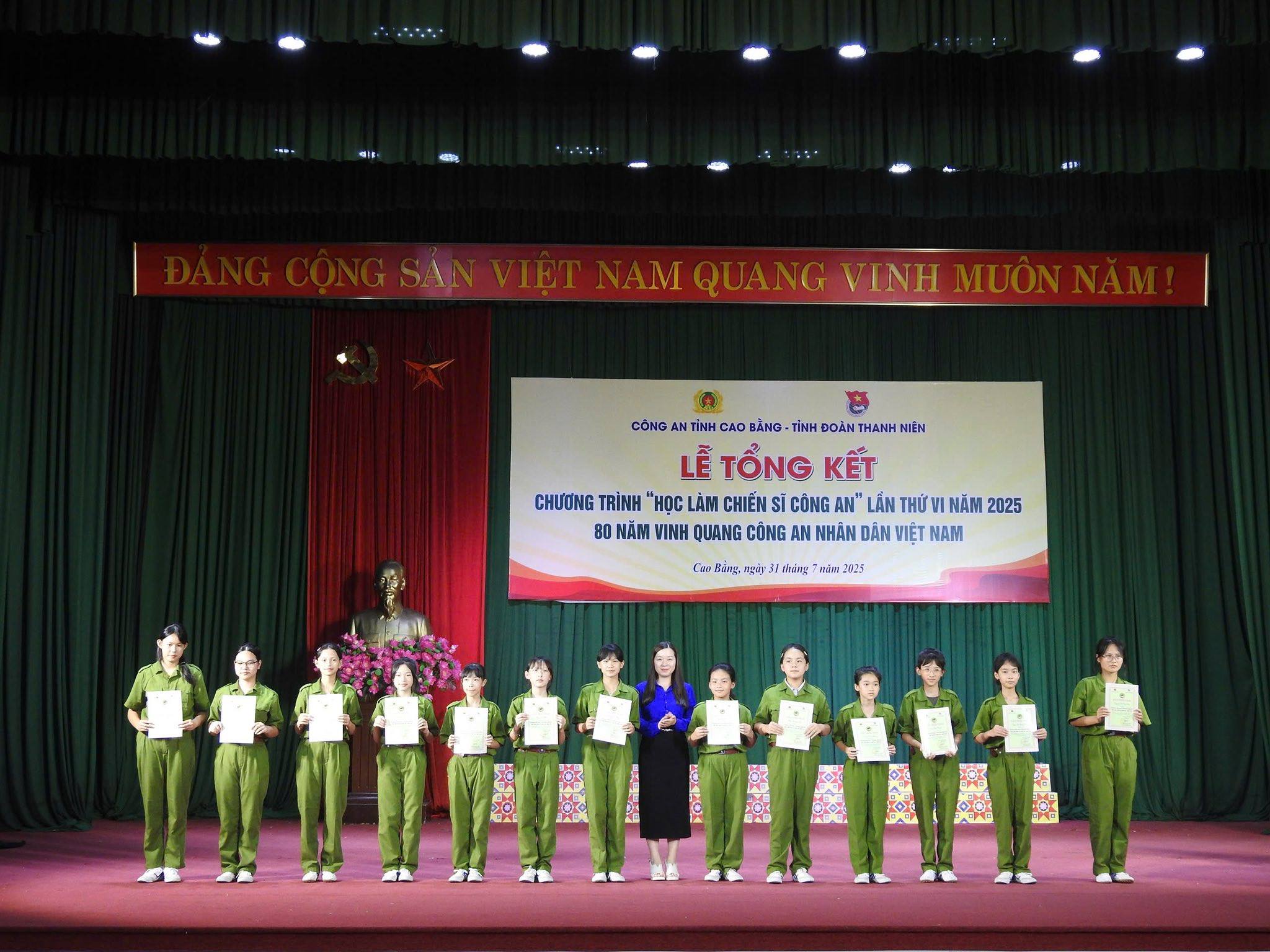anh tin bai